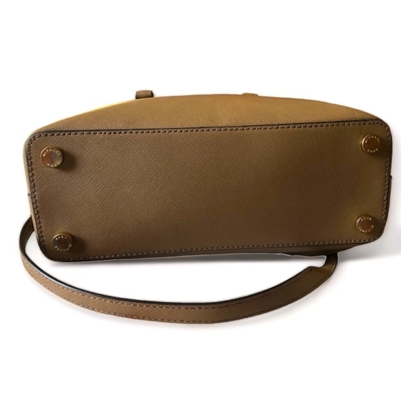 Michael Kors Savannah Satchel in Tan - Picture 4 of 6